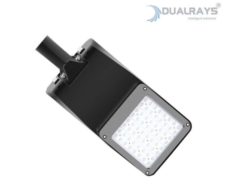Multi Beam Angle ไฟถนน LED อัจฉริยะกลางแจ้ง 30W 150LPW IP66 IK10 Controller